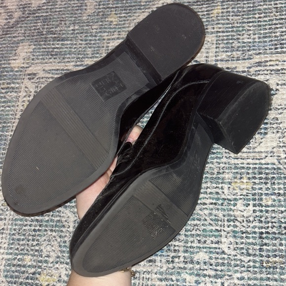 Naturalizer Loafer - Picture 3 of 3